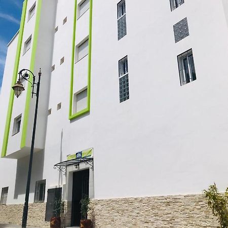 Hotel Noujoum Al Maarifa Exclusivement pour les Filles à Tétouan Extérieur photo